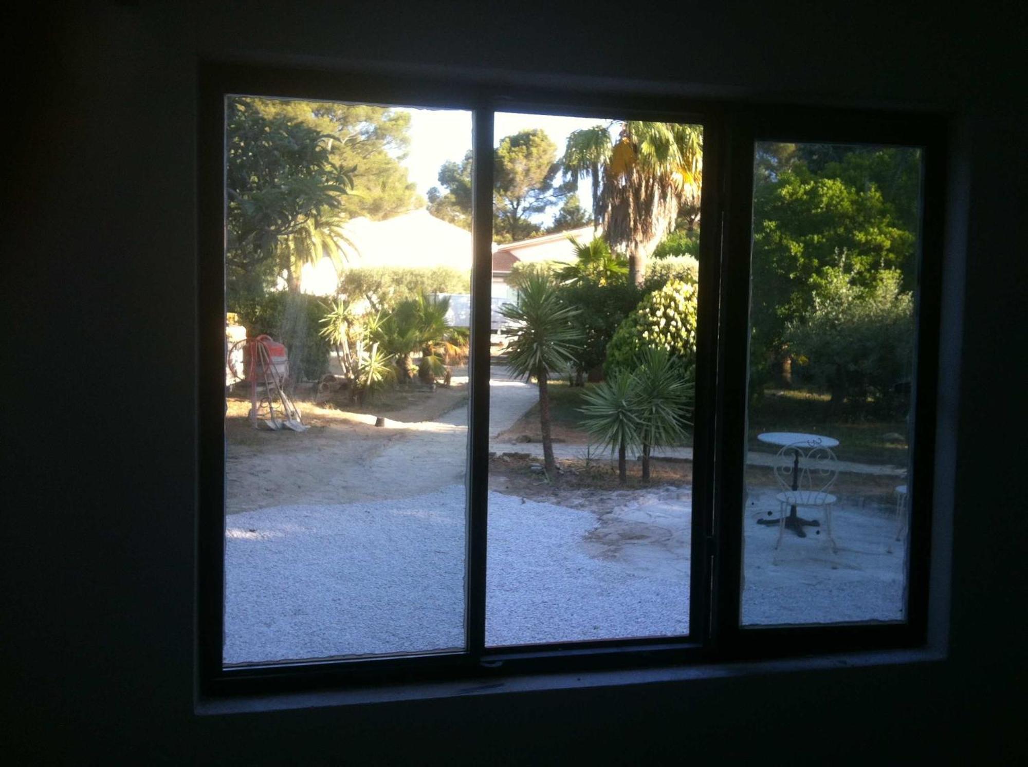 Du Cote De Chez Soi Hotell La Ciotat Rom bilde