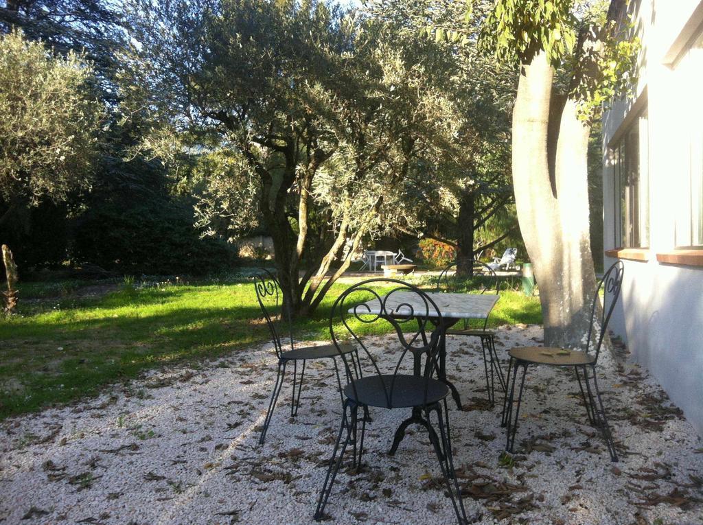 Du Cote De Chez Soi Hotell La Ciotat Rom bilde