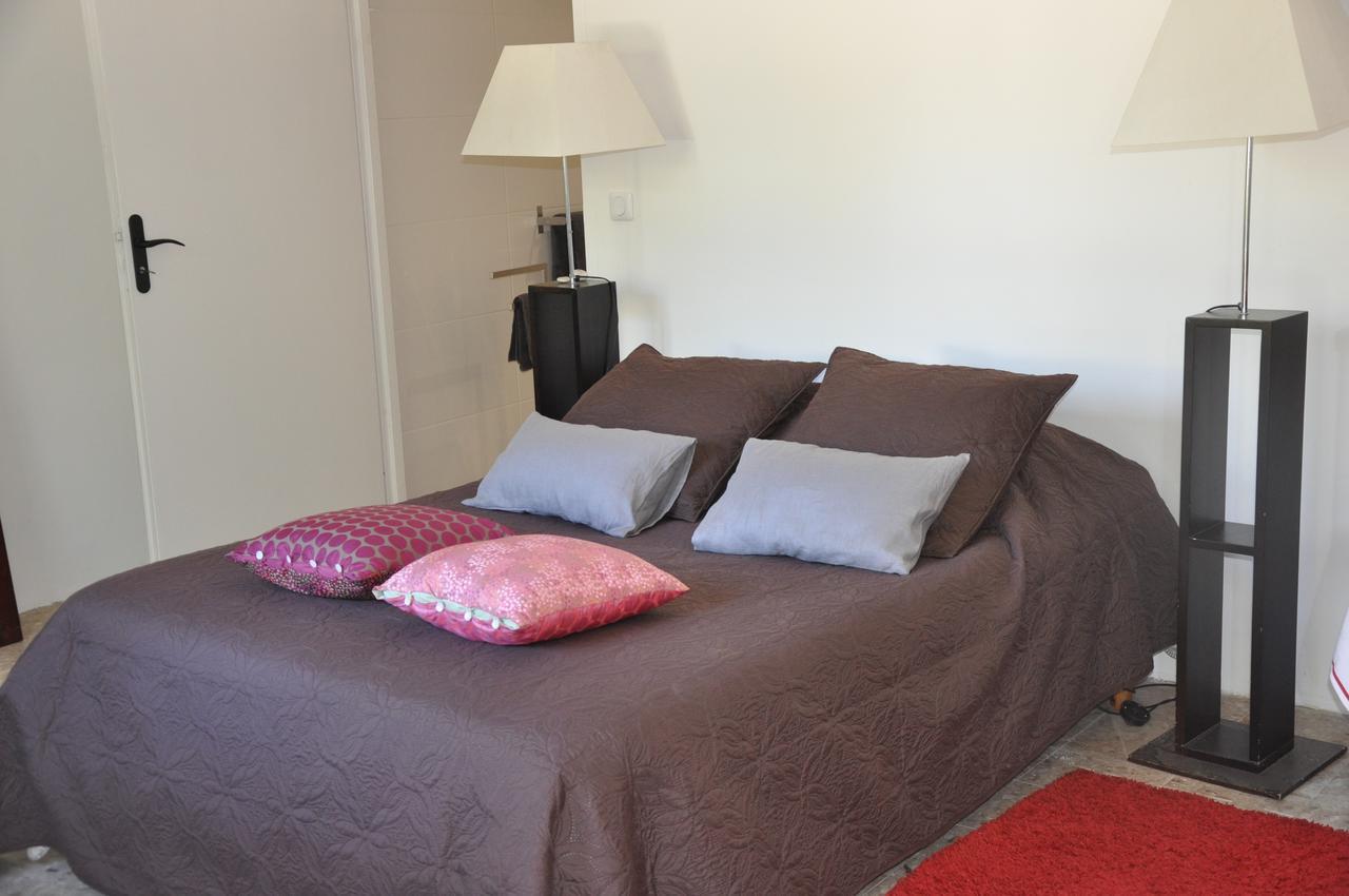 Du Cote De Chez Soi Hotell La Ciotat Rom bilde